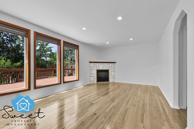 Building Photo - 5499 S Yarrow Pl
