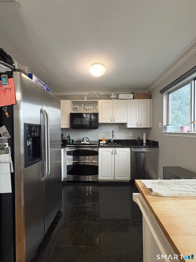 Building Photo - 7 Piave St