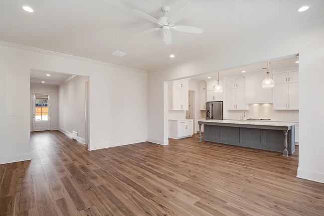 Building Photo - Custom-Built 4 Bedroom Home / Gated Community