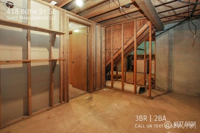 Building Photo - 418 60th St SE