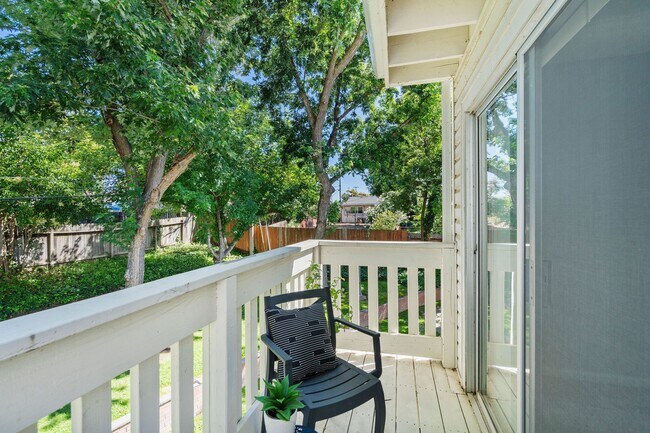 Building Photo - 7235 Cinnamon Cir