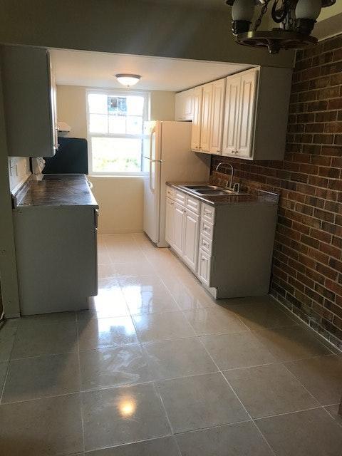 Building Photo - 291 Joanna Ct