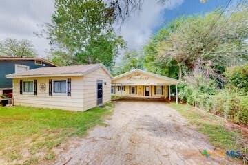 Primary Photo - 510 Cypress Ridge Rd