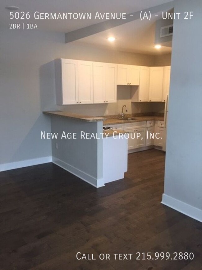 Building Photo - Recently updated 2 bedroom, 1 bathroom apa...