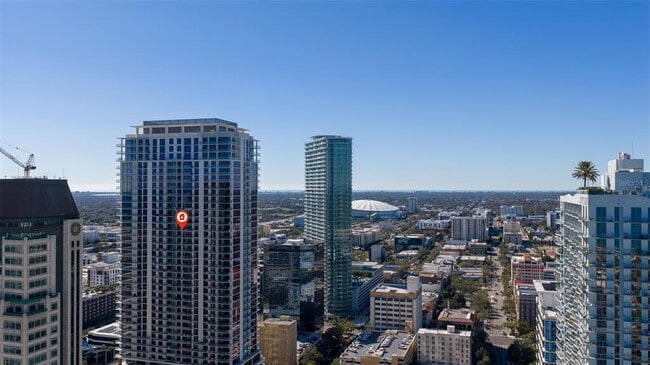 Building Photo - 275 1st Ave S