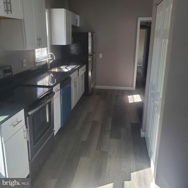 Building Photo - 12512 Stone Bridge Dr