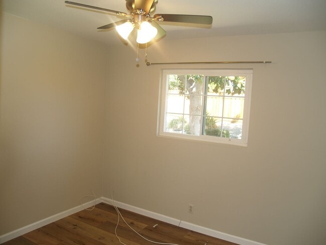Building Photo - 8164 Cardiff Dr