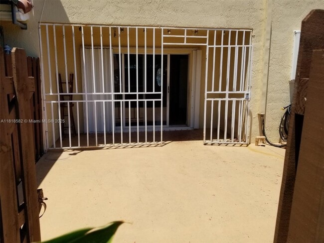 Building Photo - 354 NW 114th Ave