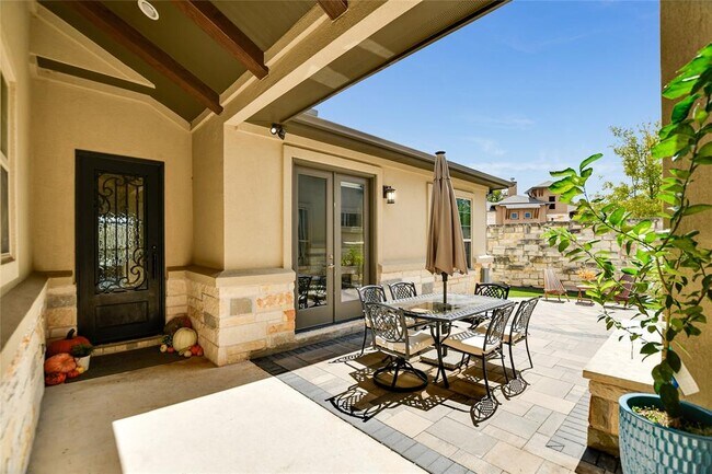 Building Photo - 949 Indian Hawthorne Dr