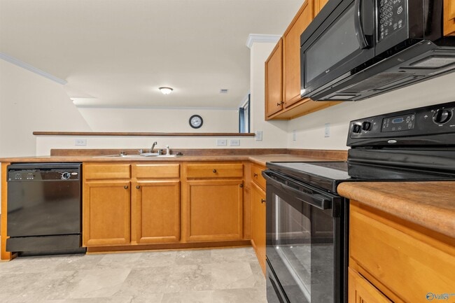 Building Photo - 313 Mertle Dr