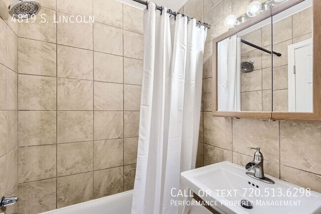 Building Photo - 4819 S. Lincoln-