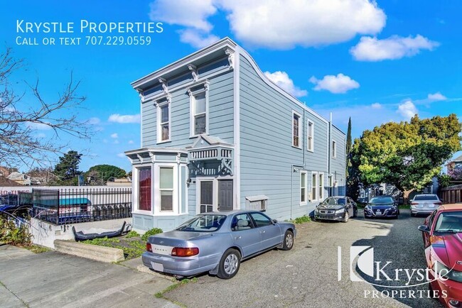 Building Photo - 730 Florida St
