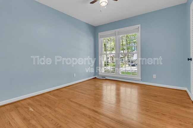 Building Photo - 109 Runnymede Ln