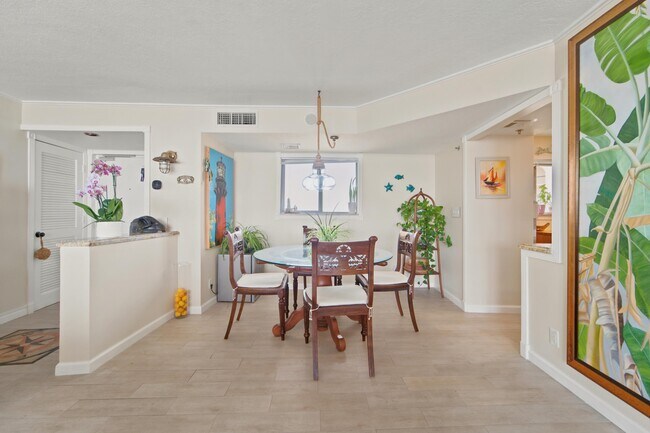 Building Photo - 200 Ocean Trail Way