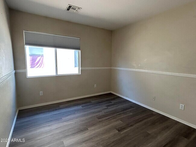 Building Photo - 6049 W Wood St