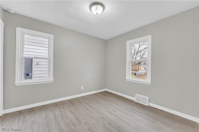 Building Photo - 16606 Lipton Ave