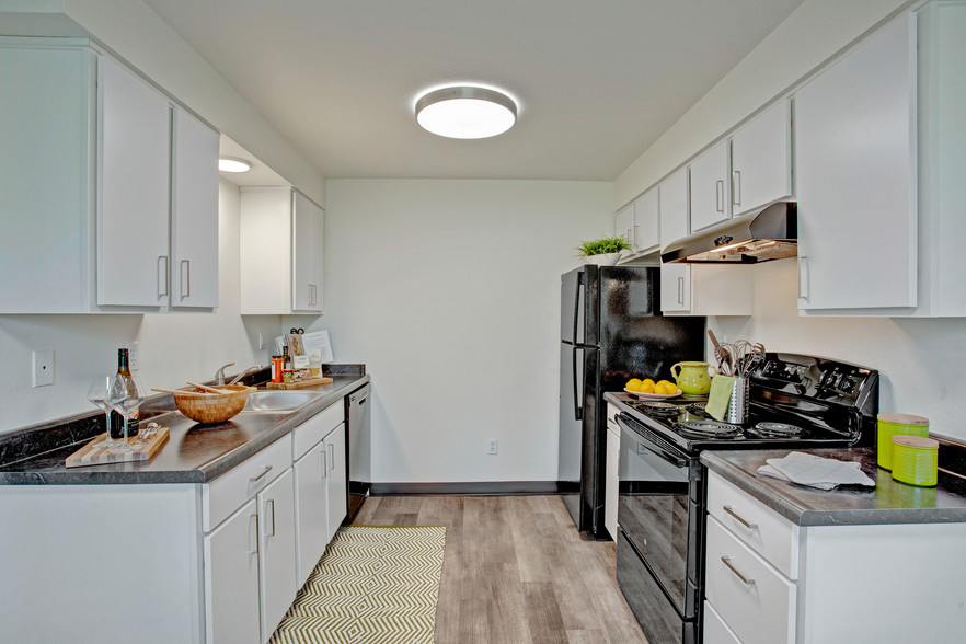 Heatherstone Apartments - Kennewick, WA | Apartment Finder