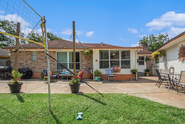 Building Photo - 5118 Whittier Oaks Dr