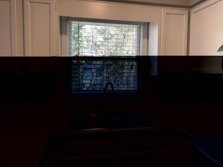 Building Photo - 901 N Greensboro St