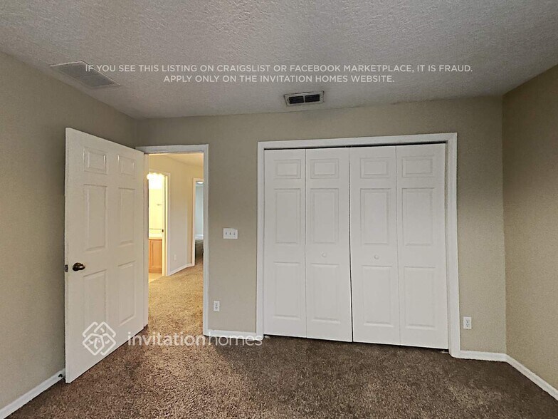 Building Photo - 1342 Bella Coola Dr