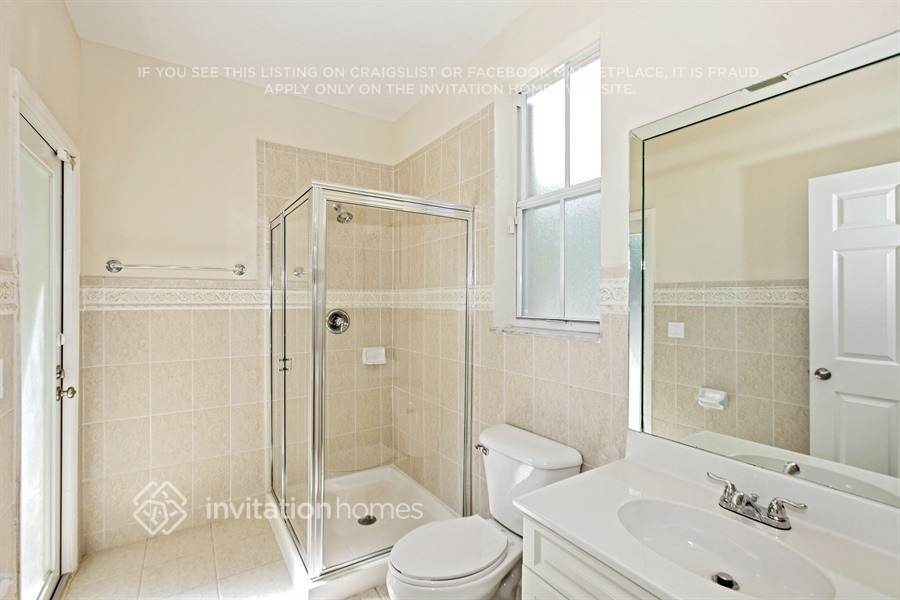 Building Photo - 16498 SW 85th Ln