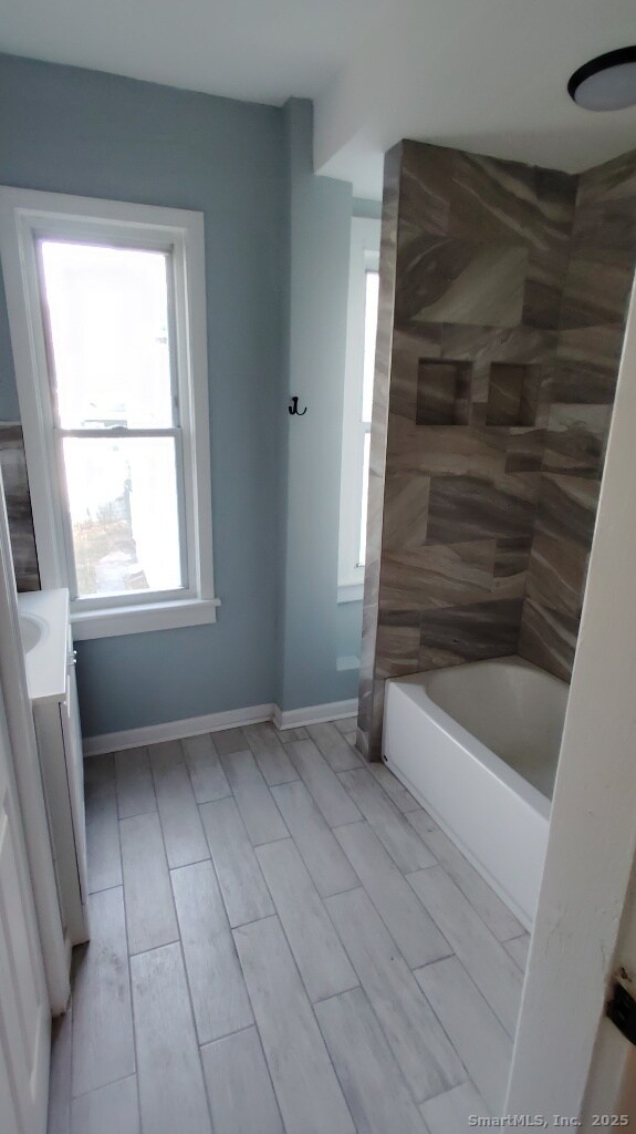 Building Photo - 112 Hobart St