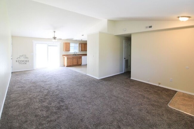 Building Photo - 4731 Hibiscus St