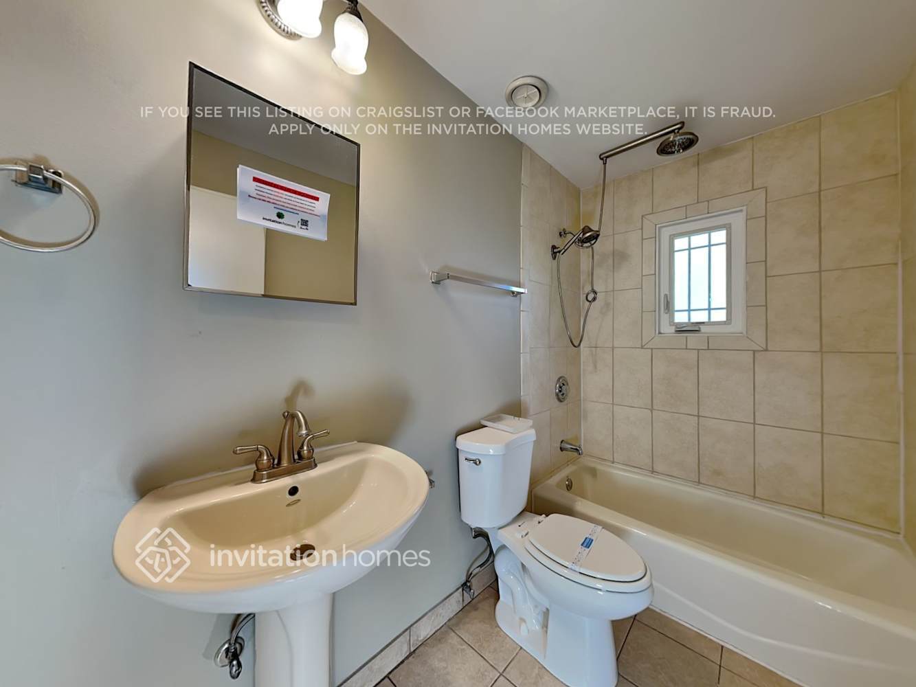 Building Photo - 9922 S 86th Ave