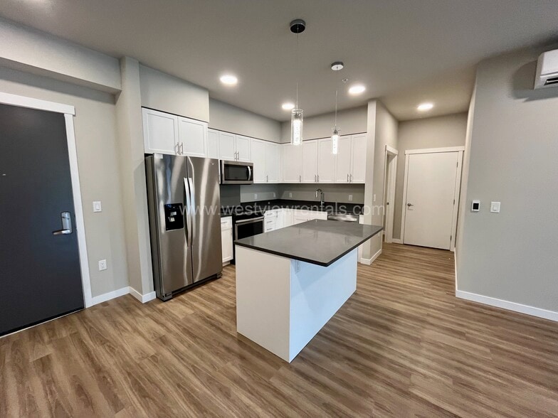 Building Photo - The Weatherby