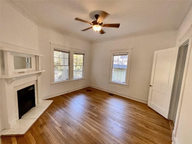 Building Photo - 1193 Mansfield Ave NE