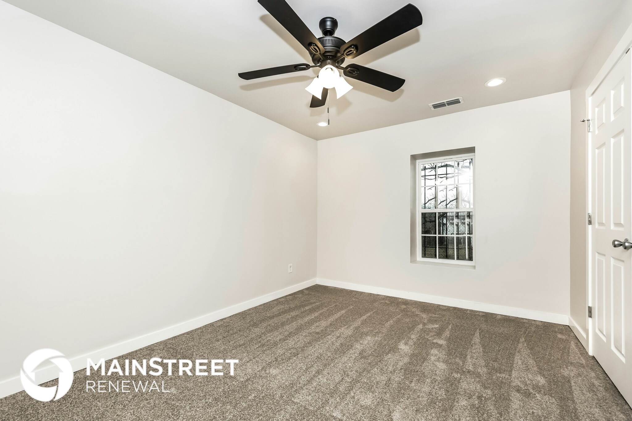 Building Photo - 815 Lena St