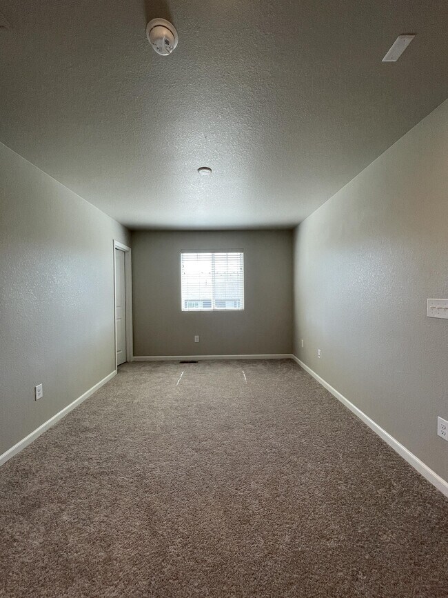 Building Photo - 27226 E Bayaud Ave