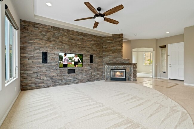 Building Photo - 79862 Amora Dr