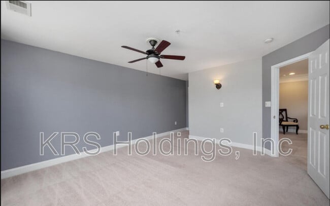 Building Photo - 159 Sanford Ferry Ct