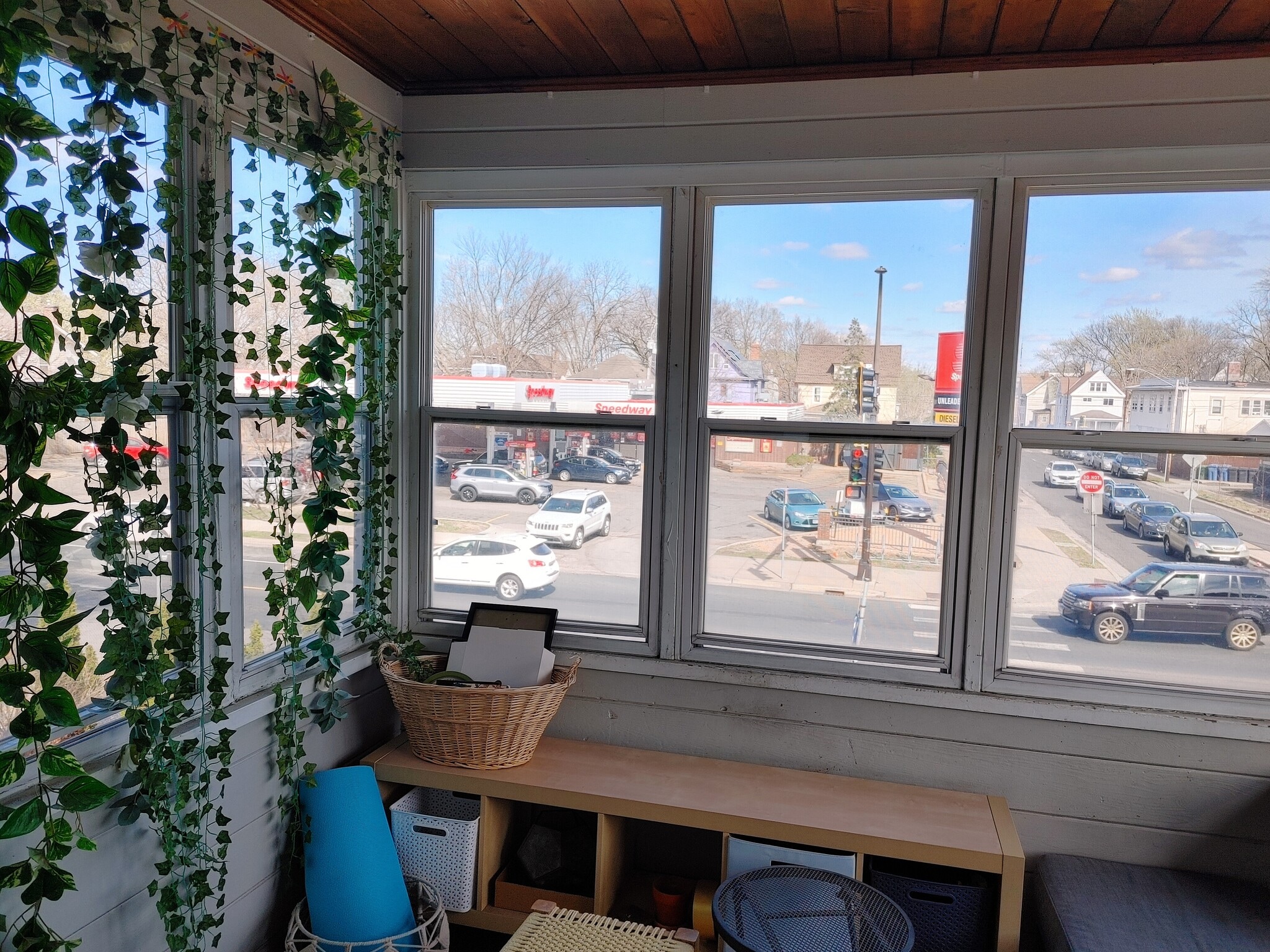 Balcony / Sunroom - 3454 Nicollet Ave