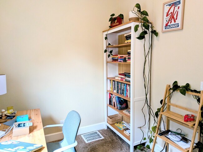 2nd Bedroom - 2756 W 34th Ave