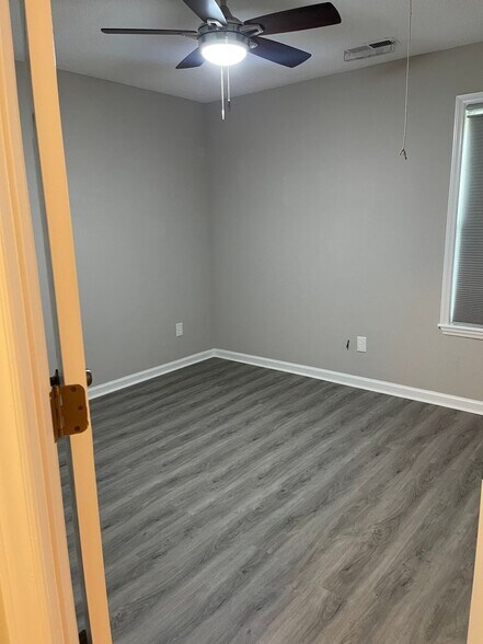 Building Photo - 5521 Fieldcross Ct