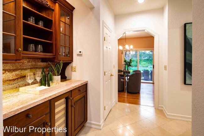 Building Photo - 5 br, 3.5 bath House - 27555 Purissima Rd