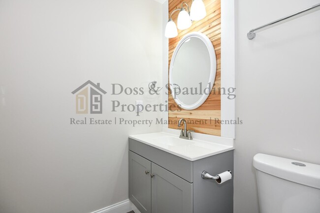 Building Photo - 3624 Heathrow Dr