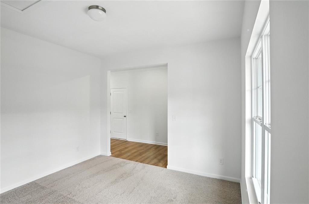 Building Photo - 233 Bloomfield Cir