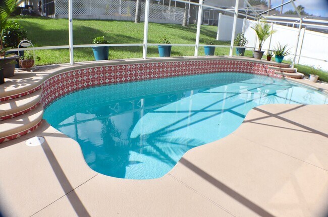 Building Photo - 135 Bailey Cir