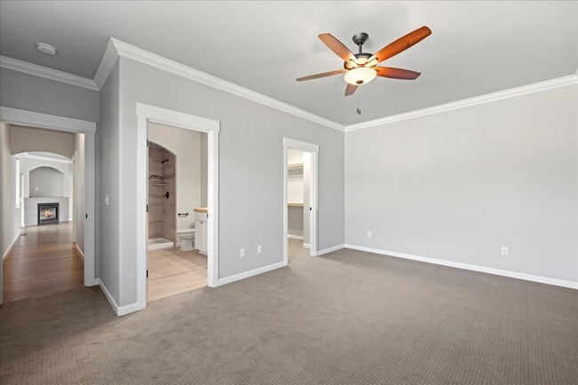 Building Photo - 421 N 76th Ave