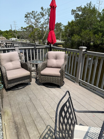 Primary Photo - 1000 Sea Island Rd