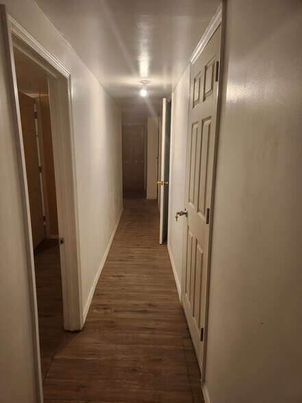 Building Photo - 309 Ellis Ave