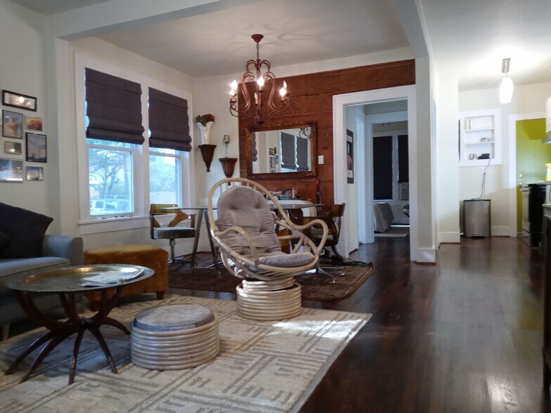 Building Photo - 4101 Dallas St