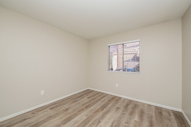 Building Photo - 4404 La Lima Ct