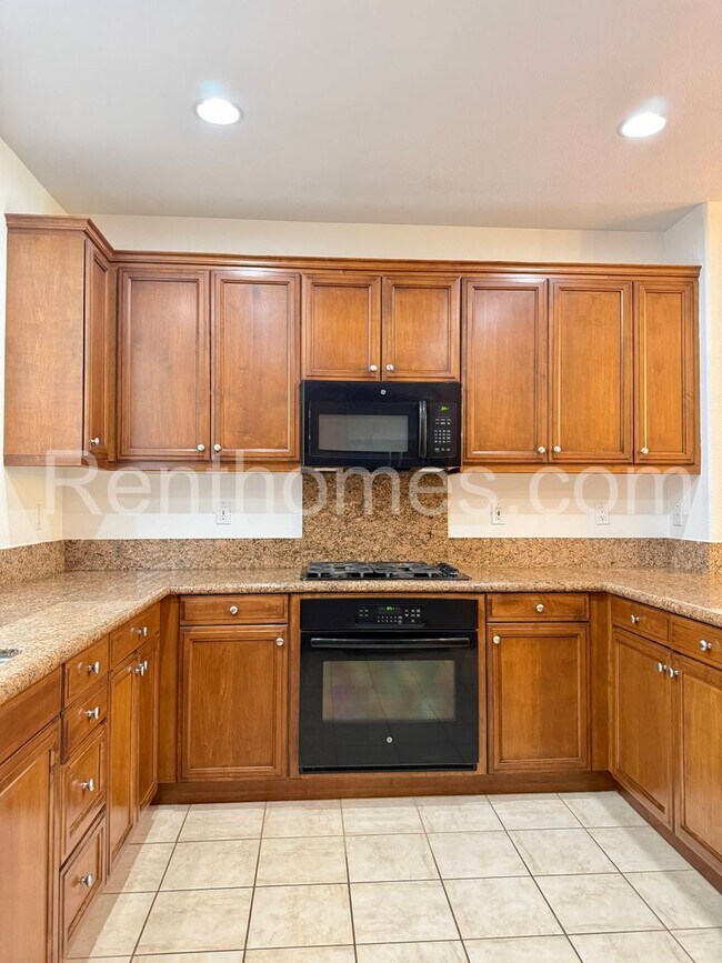 Building Photo - 8926 Spectrum Center Blvd