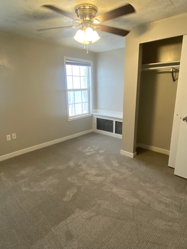 Building Photo - 1590 S 500 E