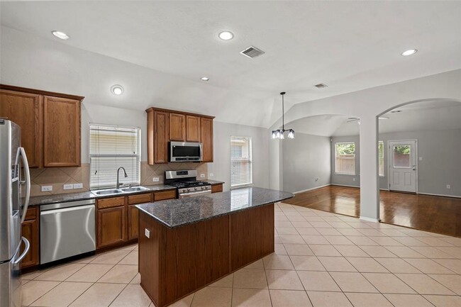 Building Photo - 6907 Birnam Garden Lane