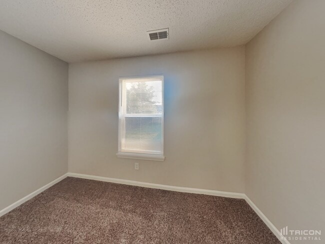 Building Photo - 3207 Rolling Knoll Ln